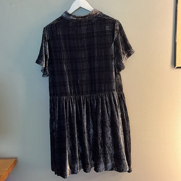 Teddy Fresh Charcoal Velvet Dress Size Small - Picture 2 of 6